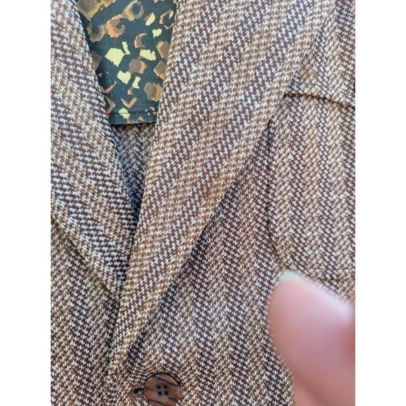 Vintage Malibu of Beverly Hills  Men's Brown Herringbone ish 2 Button Blazer - Picture 3 of 10